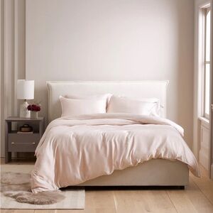 Quince Pink Duvet Cover Set
